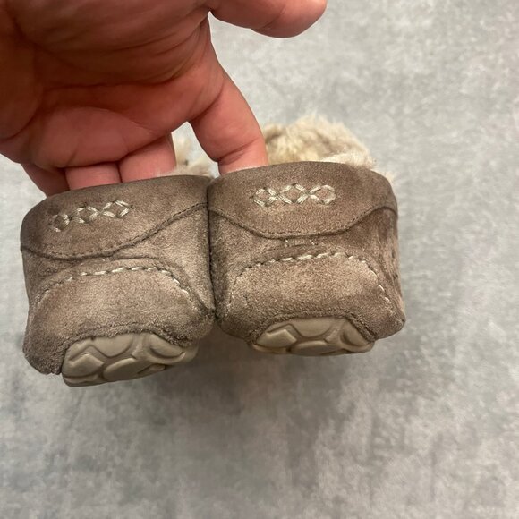 UGG Ansley Moccasin Slippers Women’s Size 8 Gray - Picture 4 of 7